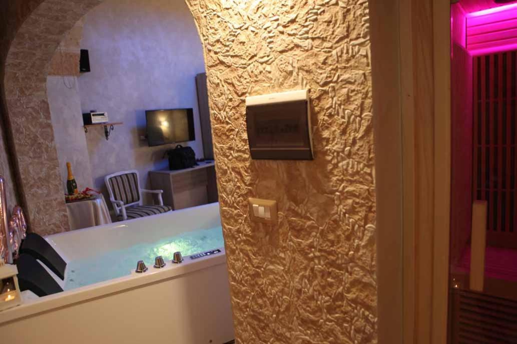 Afrodite Luxury Suite Veglie Extérieur photo