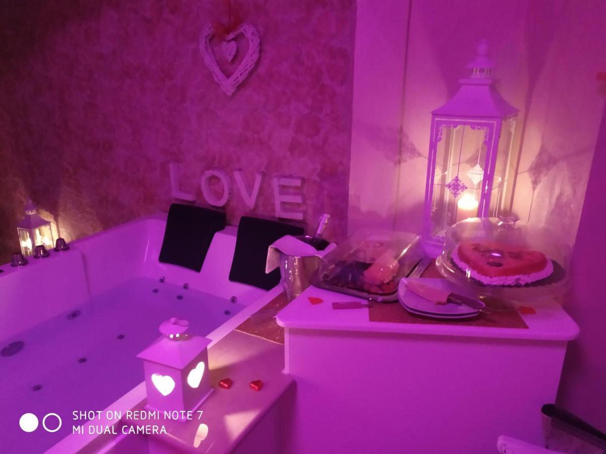 Afrodite Luxury Suite Veglie Extérieur photo
